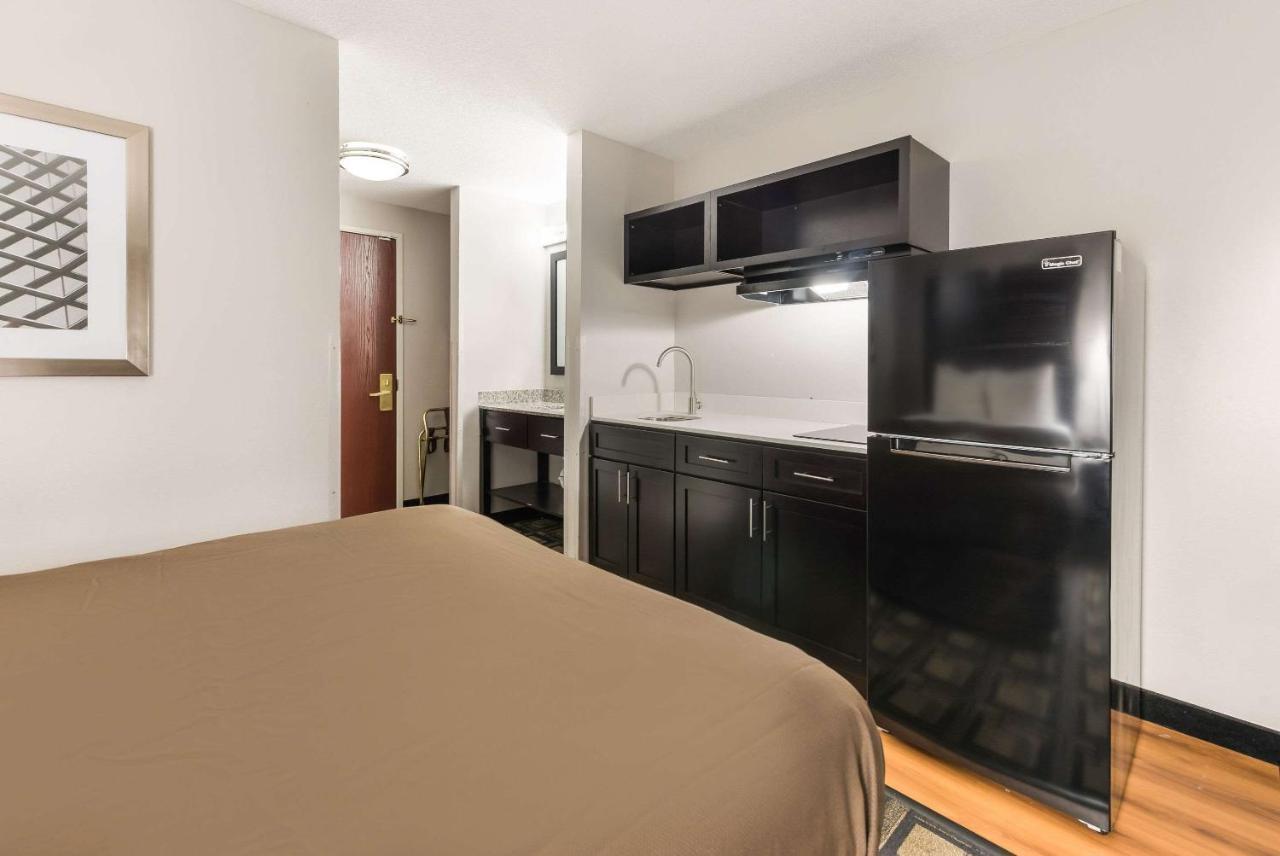 Suburban Studios Mason Hwy 42 Bagian luar foto